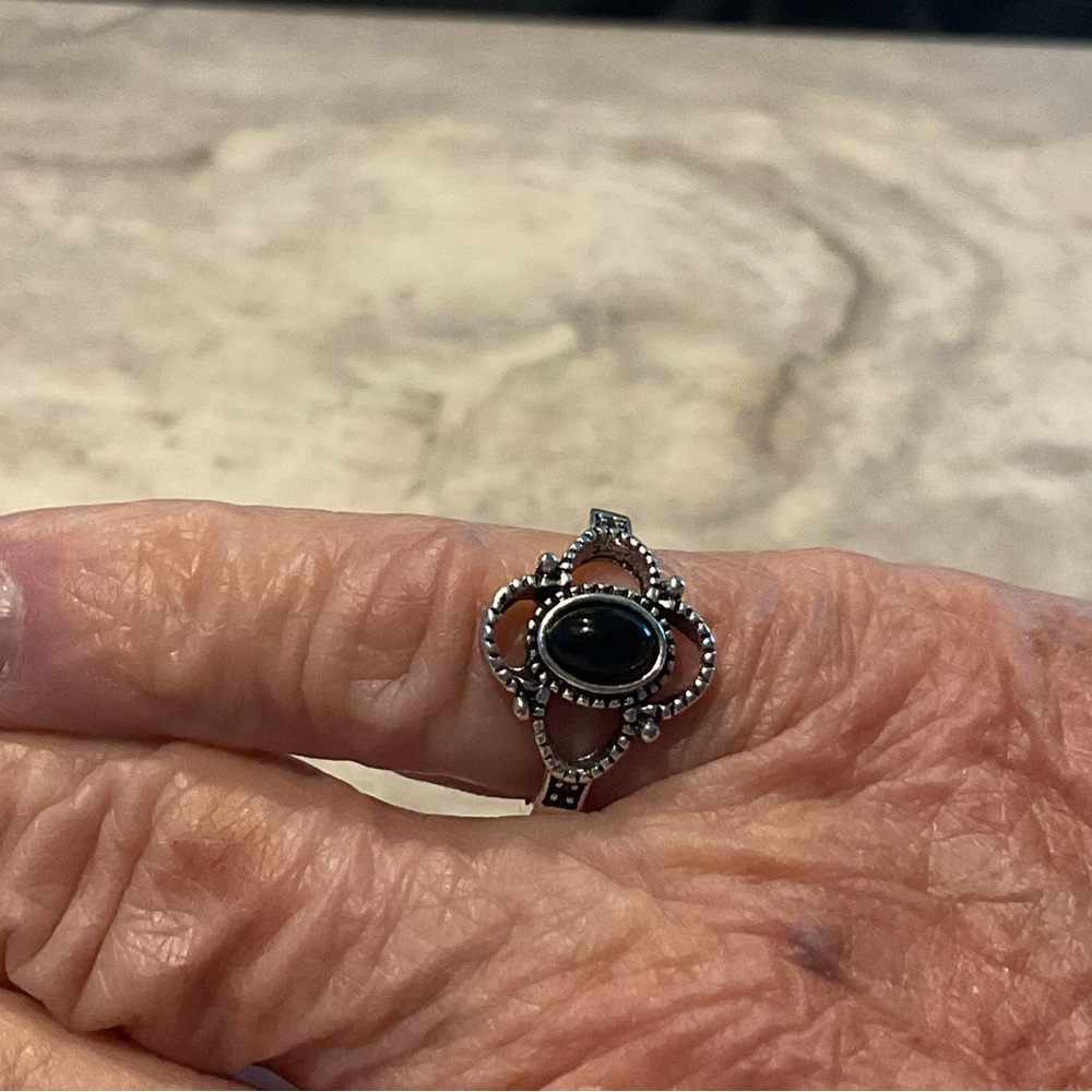 Fashion ring Faux Onyx Silvertone setting size 5 Handmade
